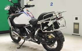 BMW R1250GS ADVENTURE 2022 0M11