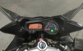 YAMAHA FZ FAZER FEATHER RN17