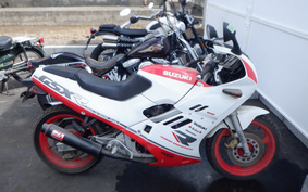 SUZUKI GSX-R250 GJ72A