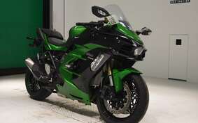 KAWASAKI NINJA H2 SX SE 2018 ZXT02A