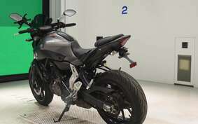 YAMAHA MT-07 2015 RM07J