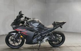 YAMAHA YZF-R25 RG10J