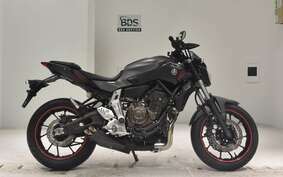 YAMAHA MT-07 2015 RM07J