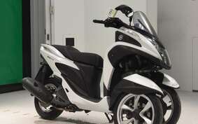 YAMAHA TRICITY 125 SE82J