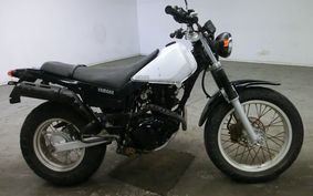 YAMAHA TW225 DG09J