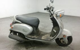 YAMAHA VINO 125 SE13