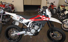 HUSQVARNA SM250R A300