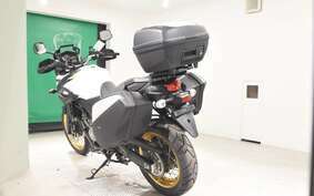 SUZUKI DL650 ( V-Strom 650 ) 2022 C733M