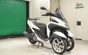 YAMAHA TRICITY 125 SE82J