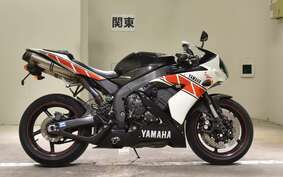 YAMAHA YZF-R1 2005 RN13