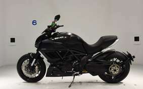 DUCATI DIAVEL 2011 G100A