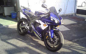 YAMAHA YZF-R1 2005 RN13