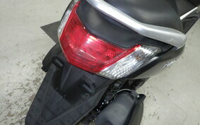 YAMAHA N-MAX SE86J