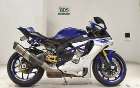 YAMAHA YZF-R1 2015 RN39