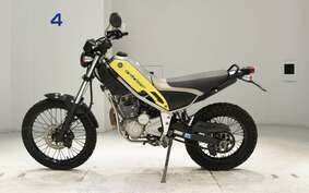 YAMAHA TRICKER DG10J