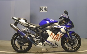 YAMAHA YZF-R1 2002 RN09