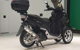 YAMAHA TRICITY 125 SE82J