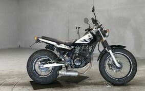 YAMAHA TW225 DG09J