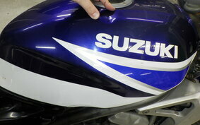 SUZUKI GSX250FX ZR250C