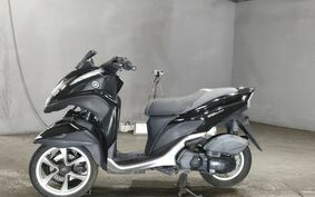 YAMAHA TRICITY 125 SE82J