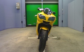 TRIUMPH DAYTONA 600 2004 H835S2