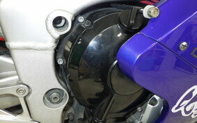 YAMAHA YZF-R1 2000