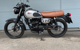 KAWASAKI W175 TR SE BJ175A