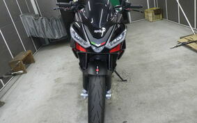 APRILIA トゥオノ660 FACTORY 2022