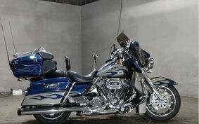 HARLEY FLHTCUSE 1800CVO 2009 PR8