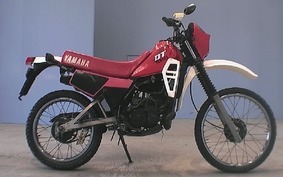 YAMAHA DT125 17F