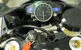 YAMAHA YZF-R1 2004