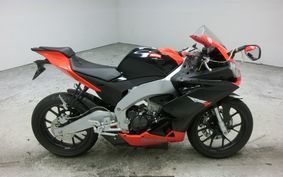 APRILIA RS4 125 TW00