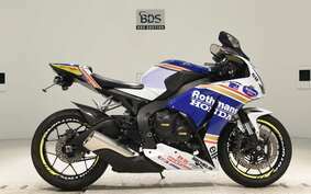 HONDA CBR1000RR 2015 SC59