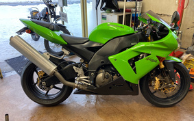 KAWASAKI NINJA 2005 ZXT00C