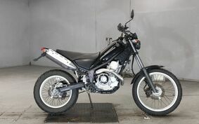 YAMAHA TRICKER DG16J