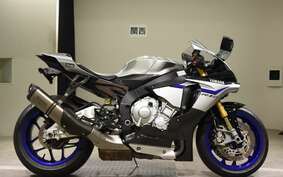 YAMAHA YZF-R1 M 2015 RN40