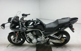 YAMAHA FZS1000 FAZER 2001 RN06