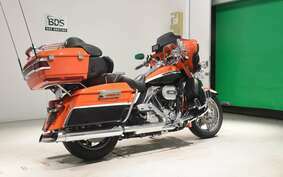 HARLEY FLHTCUSE 1800CVO 2012 PR8