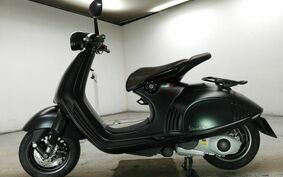 VESPA 946ベリッシマ Emporio Armani M802