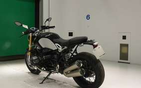 BMW R NINE T 2015