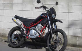 YAMAHA TRICKER DG16J