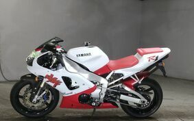 YAMAHA YZF-R1 1998 RN01