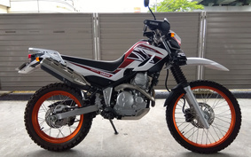 YAMAHA SEROW 250 DG17J