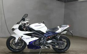 TRIUMPH DAYTONA 675 2015 TTA12