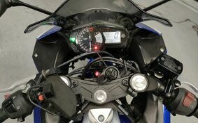 YAMAHA YZF-R25 RG10J