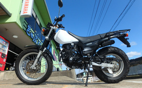 YAMAHA TW225 DG09J