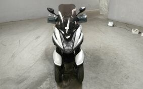 YAMAHA TRICITY 125 SE82J