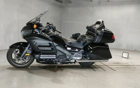 HONDA GL 1800 GOLD WING 2014 SC68