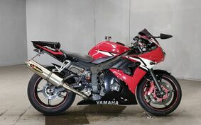 YAMAHA YZF-R6 2004 RJ09