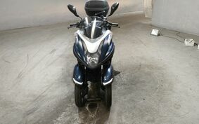 YAMAHA TRICITY 125 SE82J